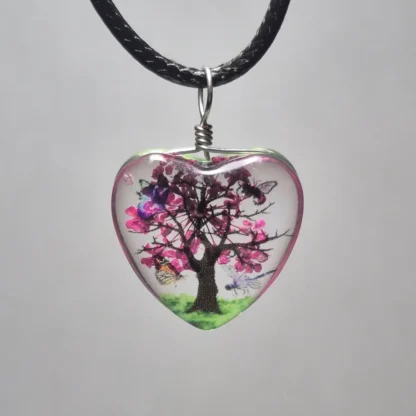 Fuchsia Dried Flower Heart Shaped Resin Pendant - Image 2